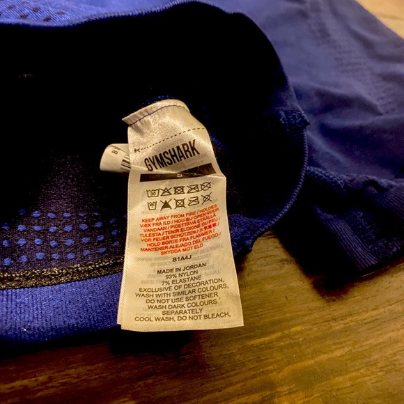 Gymshark Vital Seamless 2.0 High Neck Midi Top & Vital Seamless 2.0 Shorts Set - Picture 4 of 4